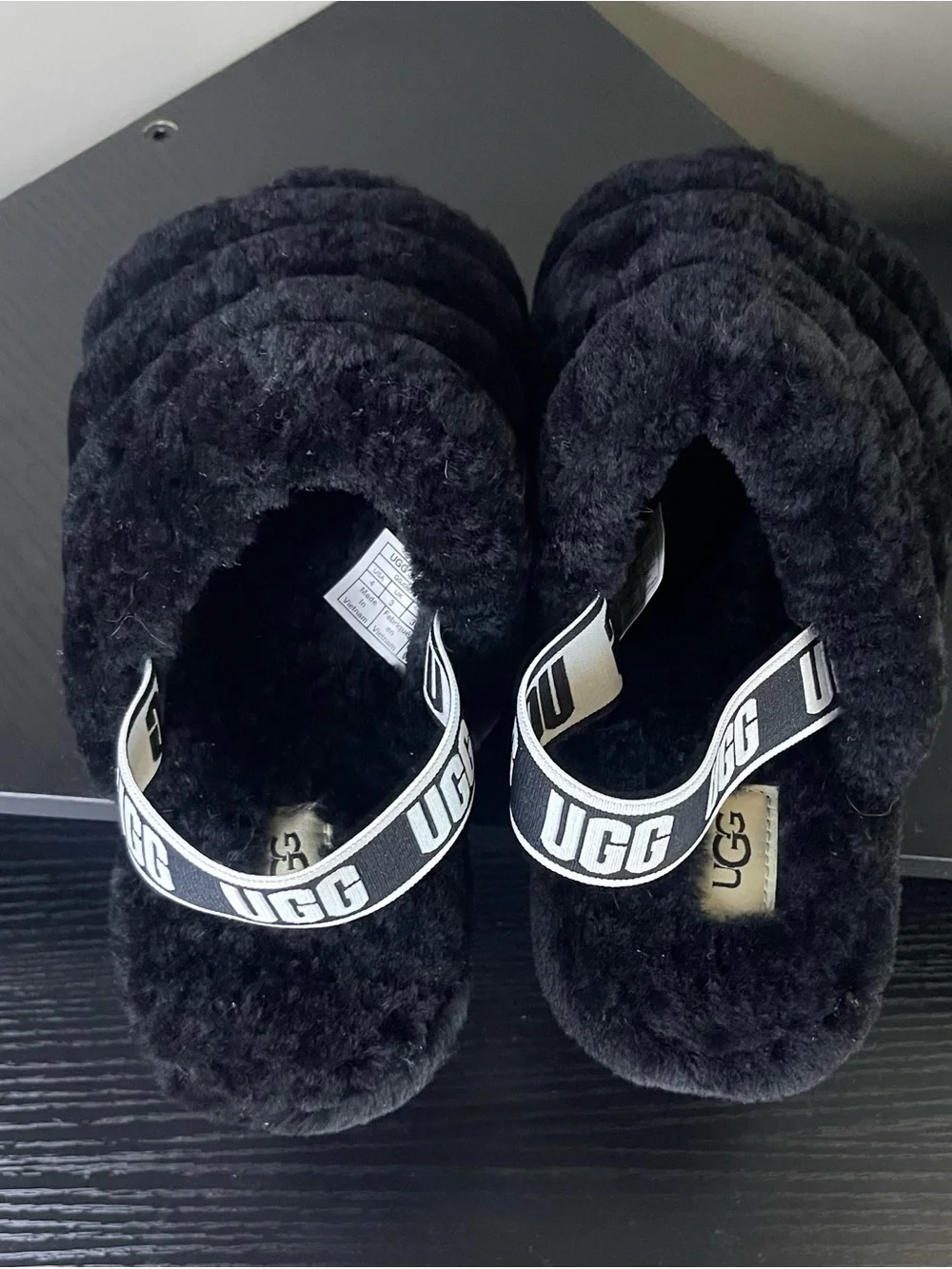 UGG Big Kids Black Fluff Slide - Cozy Faux Fur Slip-On Size 4